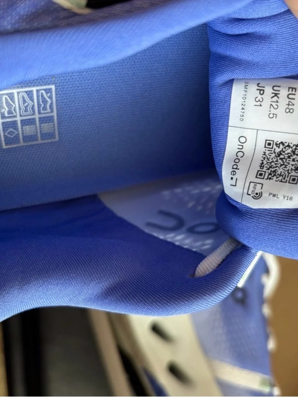 On Cloudsurfer Running Shoes